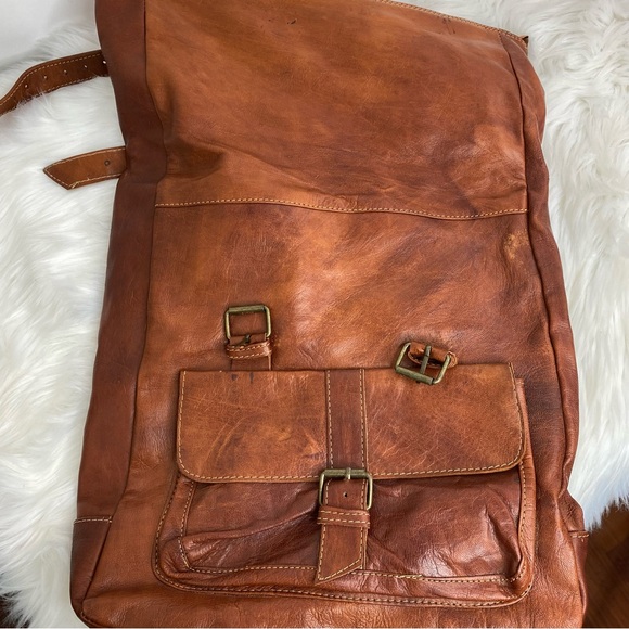 Handmade Moroccan Genuine Organic Leather Rolltop Backpack - Picture 8 of 9